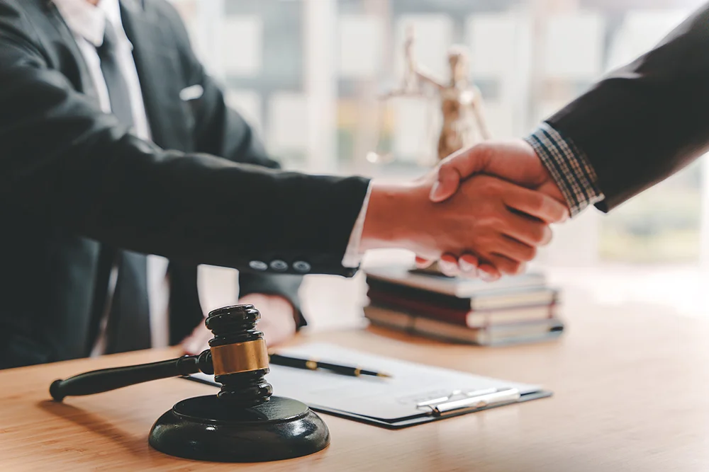 Portrait of a lawyer in a lawyer's office Providing advice and advising on litigation consulting concept